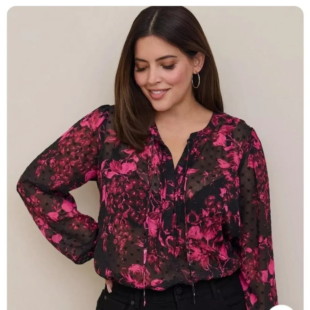 Torrid Chiffon Clip Dot Button-Front Blouse Plus Size 1x business casual